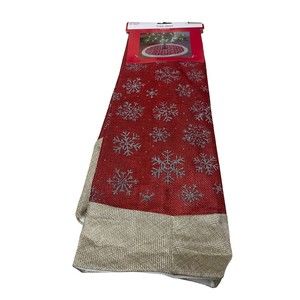 NEW Holiday Style 40" Red Burlap Glitter Snowflake Imprinted Tree Skirt READ